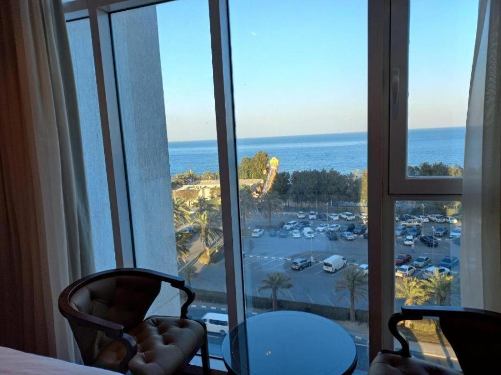 Gulf Blue Waves أمواج الخليج الزرقاء Hotel Kuwait City ภายนอก รูปภาพ