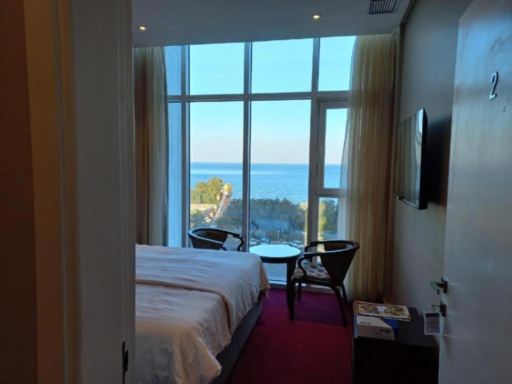 Gulf Blue Waves أمواج الخليج الزرقاء Hotel Kuwait City ภายนอก รูปภาพ